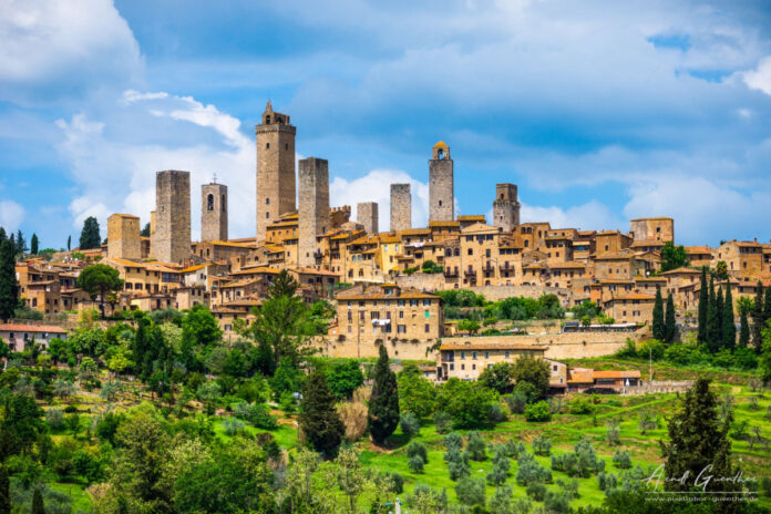 San Gimignano Italy Discover The Medieval Manhattan Of Tuscany